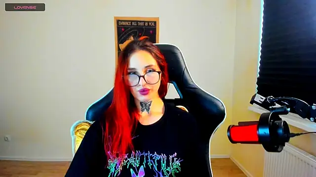 your_tora's Live XXX Chat