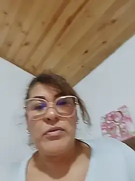 AlexxiaaMat 即時 XXX 聊天