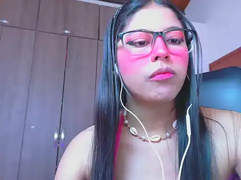 دردشة _ALLYSON18_ الجنسية المباشرة