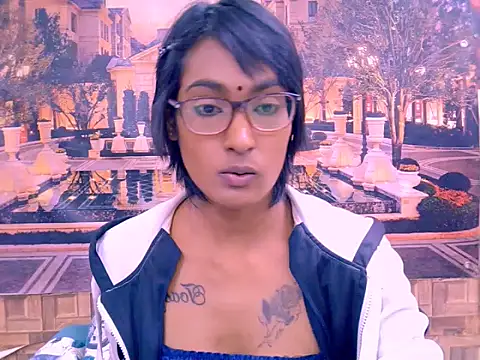 Czat XXX na żywo – IndianRebel4u2Luv