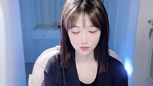 XXX chat uživo modela Ccc7-