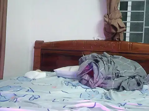 XXX chat uživo modela _MikamiYua