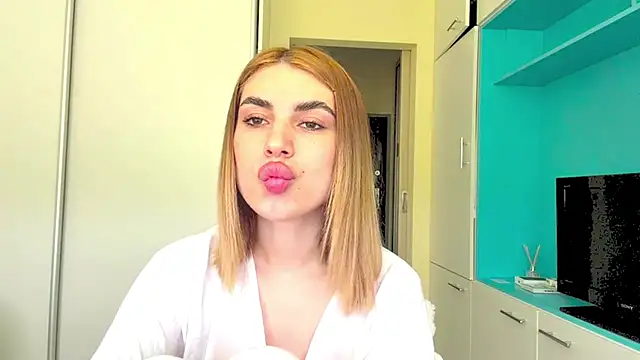 Chatroom XXX en direct de CasseyParnes