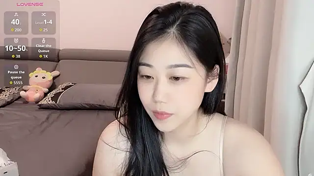 Онлайн чат XXX F-Yuwei