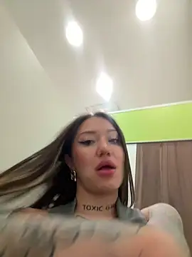 SaintSquirt Live XXX-Chat