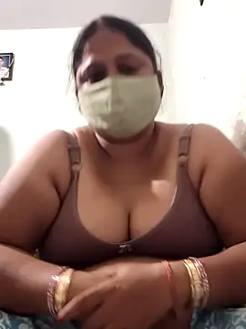 Hot_indian_Milf's Live XXX Chat