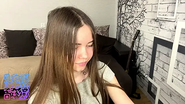 ElmiraDabato Chat XXX in diretta