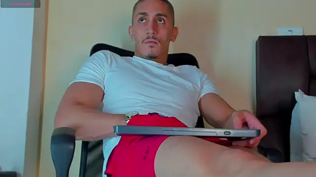 MikeRoss7777 Chat XXX live