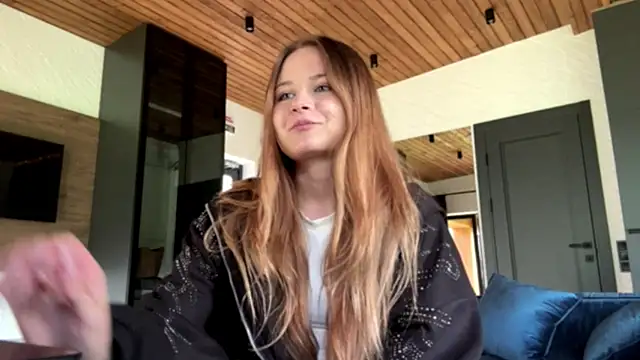NikaLicka XXX чат на живо