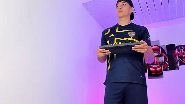دردشة eithan_boy_ الجنسية المباشرة