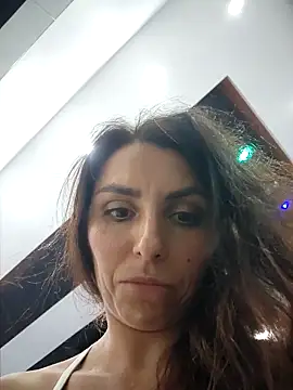 Izabella_BellaのライブXXXチャット