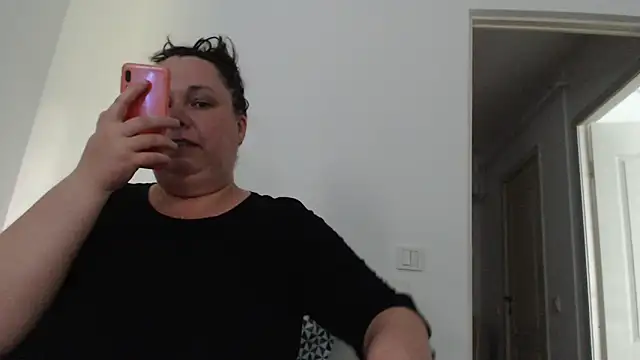 WendyRhoades Adlı Modelin Canlı XXX Sohbeti