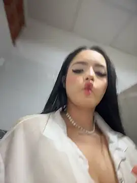 BustyAngelXXX 라이브 XXX 채팅