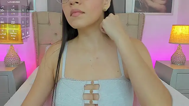 Chatroom XXX en direct de Beautyari_