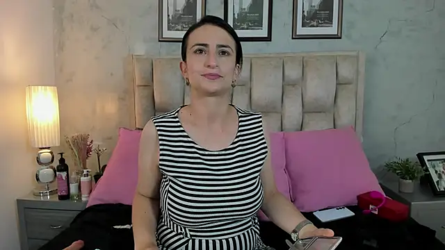 Megan_fenix's Live XXX Chat