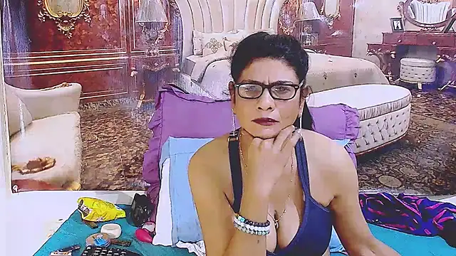 Chat XXX ao vivo de IndianAllure