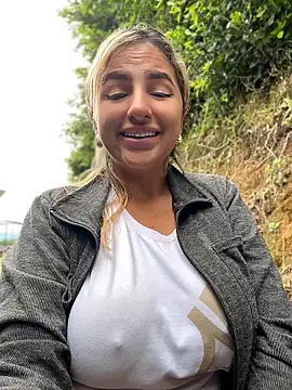 sammyqueenx21 现场XXX聊天