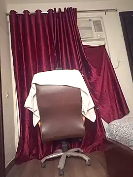 misrubina011 Adlı Modelin Canlı XXX Sohbeti