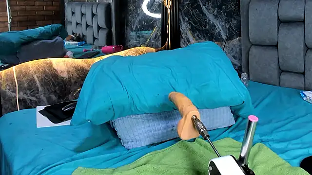 Couple_Gold69 élő XXX-chatje
