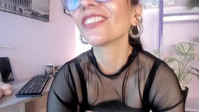 milenahot__69's Live XXX Chat