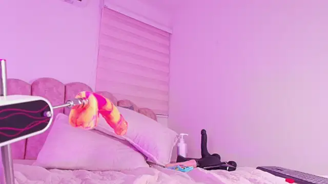 Malaia_thompson_'s Live XXX Chat