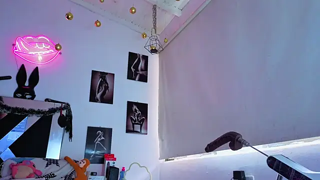 karla_slut_dirty 即時 XXX 聊天