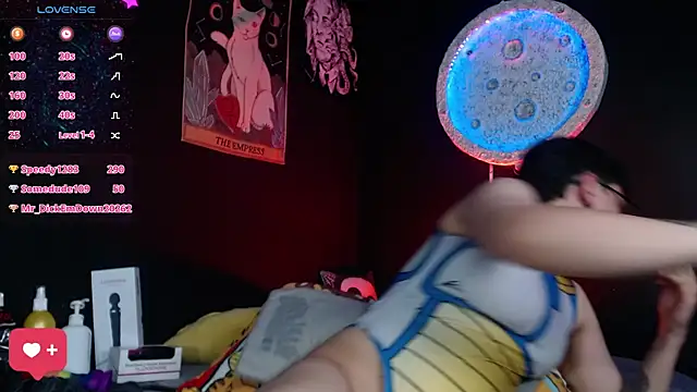 girl_intense444's Live XXX Chat