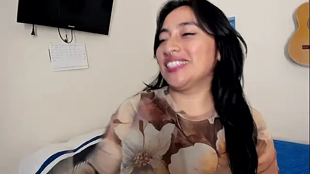 LisaHadwin Live XXX Chat
