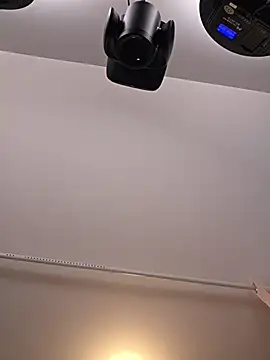 JuneLaFrenchie Live XXX-Chat