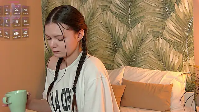 AsterQuinn Live XXX Chat