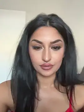 Chat +18 de Mia_spicyy ao vivo