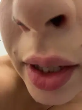 Holly_Play's Live XXX Chat