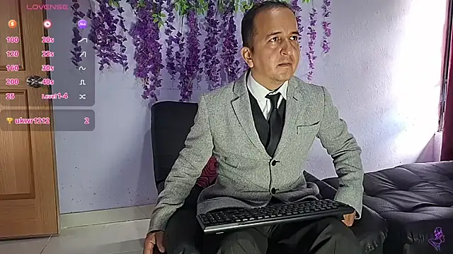 Chat +18 de GreisyAndHazzan ao vivo