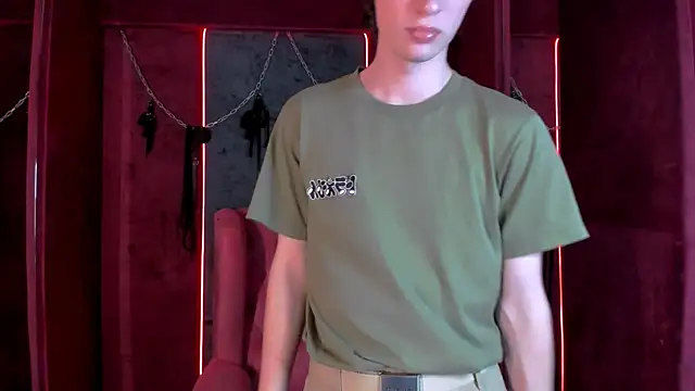 Show modela LukeSweet na web-kameri