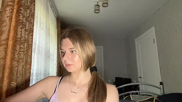 HoneysPiee – Live XXX-chat