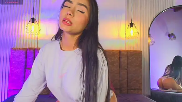 KENNIA_SWEETIEE – webcam-show
