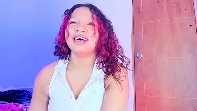 Živý XXX chat Emily_Coper18