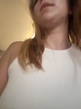 JennyPortman Adlı Modelin Canlı XXX Sohbeti