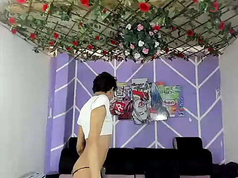 XXX chat uživo modela DAHNE_HOT_