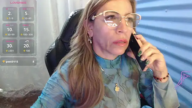 Chayla_Ruiz's Live XXX Chat