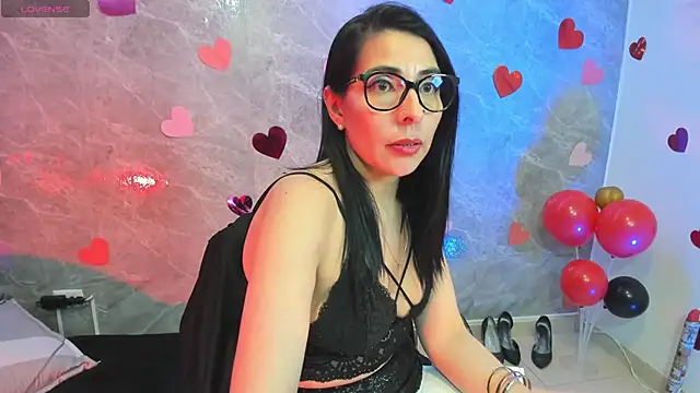 Živý XXX chat adellelennoxx