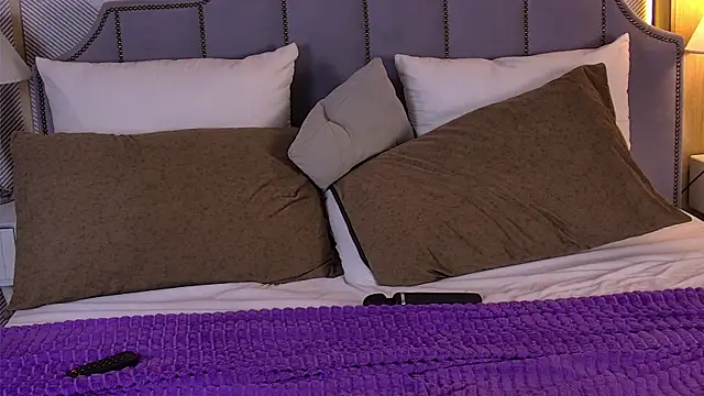 Chat +18 de ShyMariam ao vivo