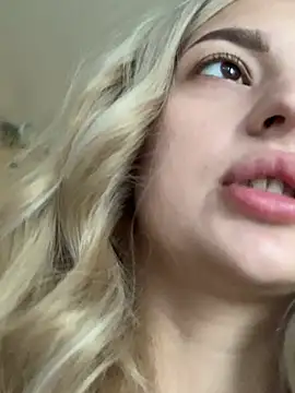 Chat +18 de SashaPri ao vivo