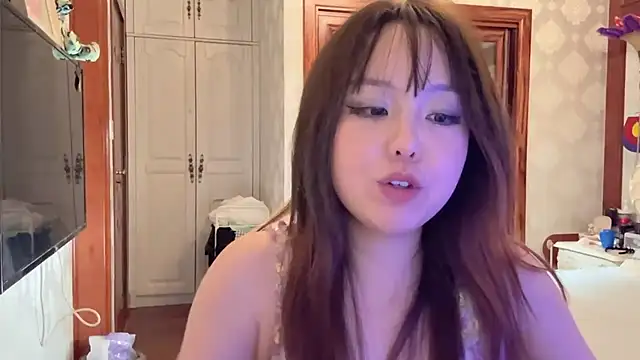 Chatroom XXX en direct de LongLongQueen