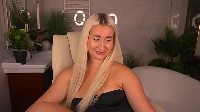 Chat +18 de LiaBrazzerr ao vivo