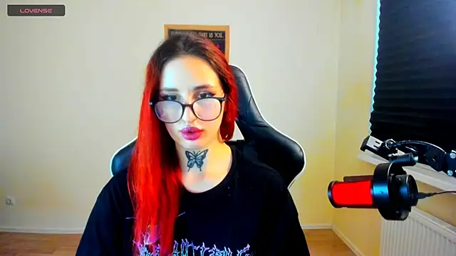 your_tora's Live XXX Chat