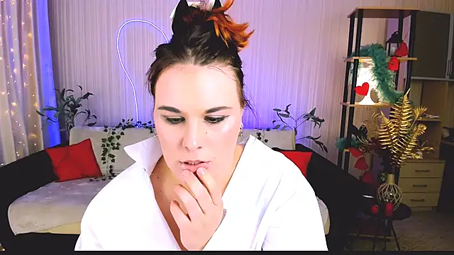 Chat +18 de OliviaTwens ao vivo
