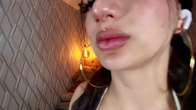 دردشة Angelchristix الجنسية المباشرة