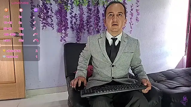 Chat +18 de GreisyAndHazzan ao vivo