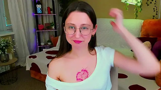 Show de YourLovellyStory na webcam